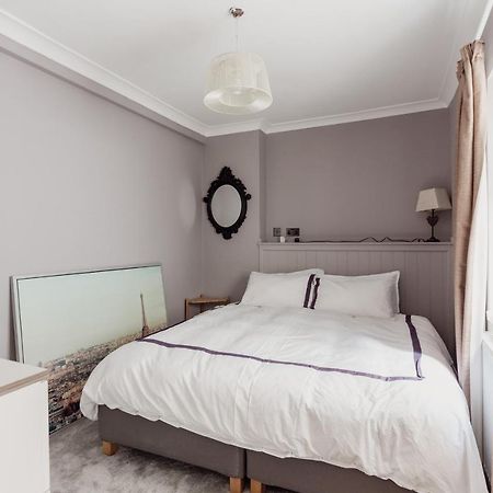 Charming & Beautiful 2 Bed Flat In Zone 1 Lejlighed London Eksteriør billede