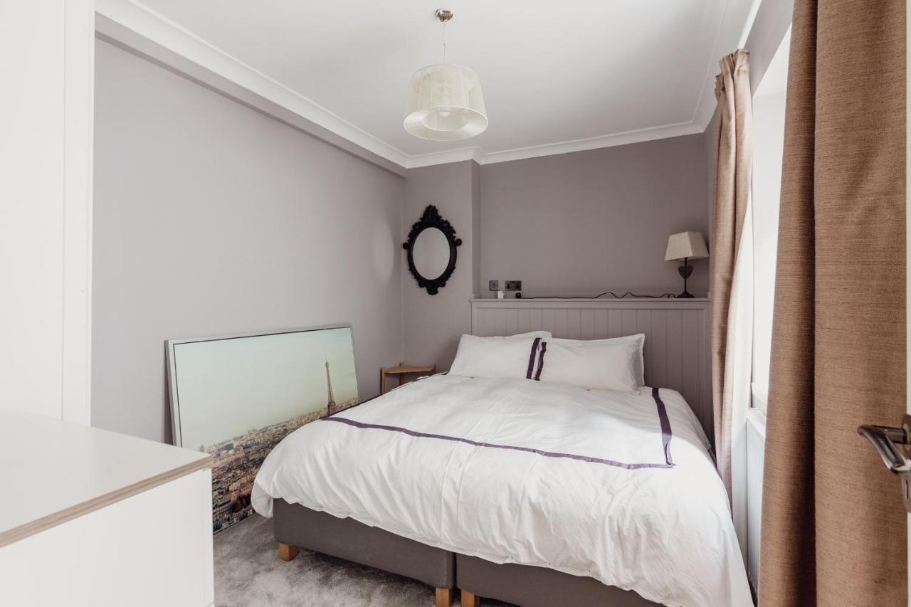 Charming & Beautiful 2 Bed Flat In Zone 1 Lejlighed London Eksteriør billede